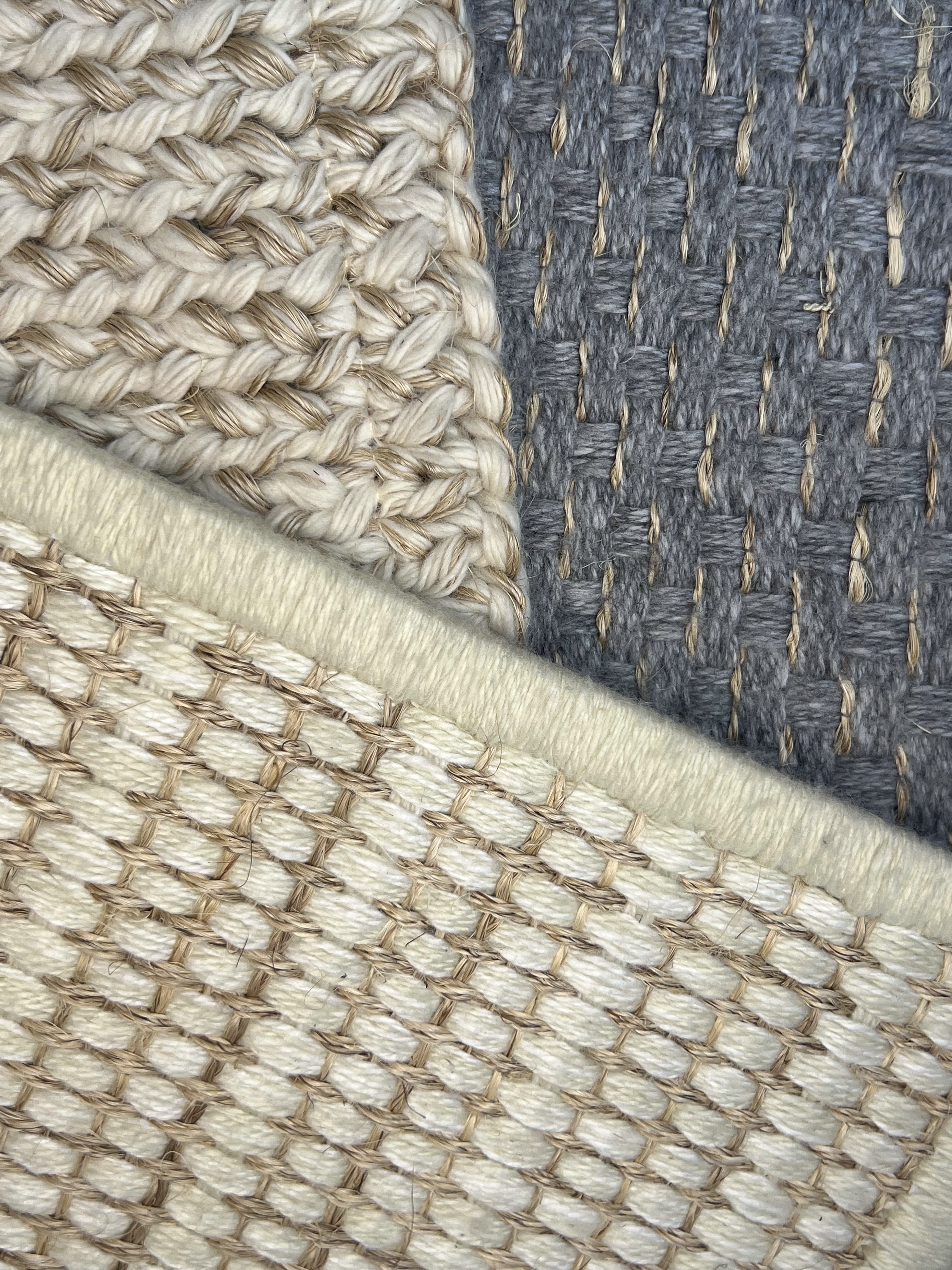 Ivory and Grey-blue Two-tone Bordered Weave Area Rug