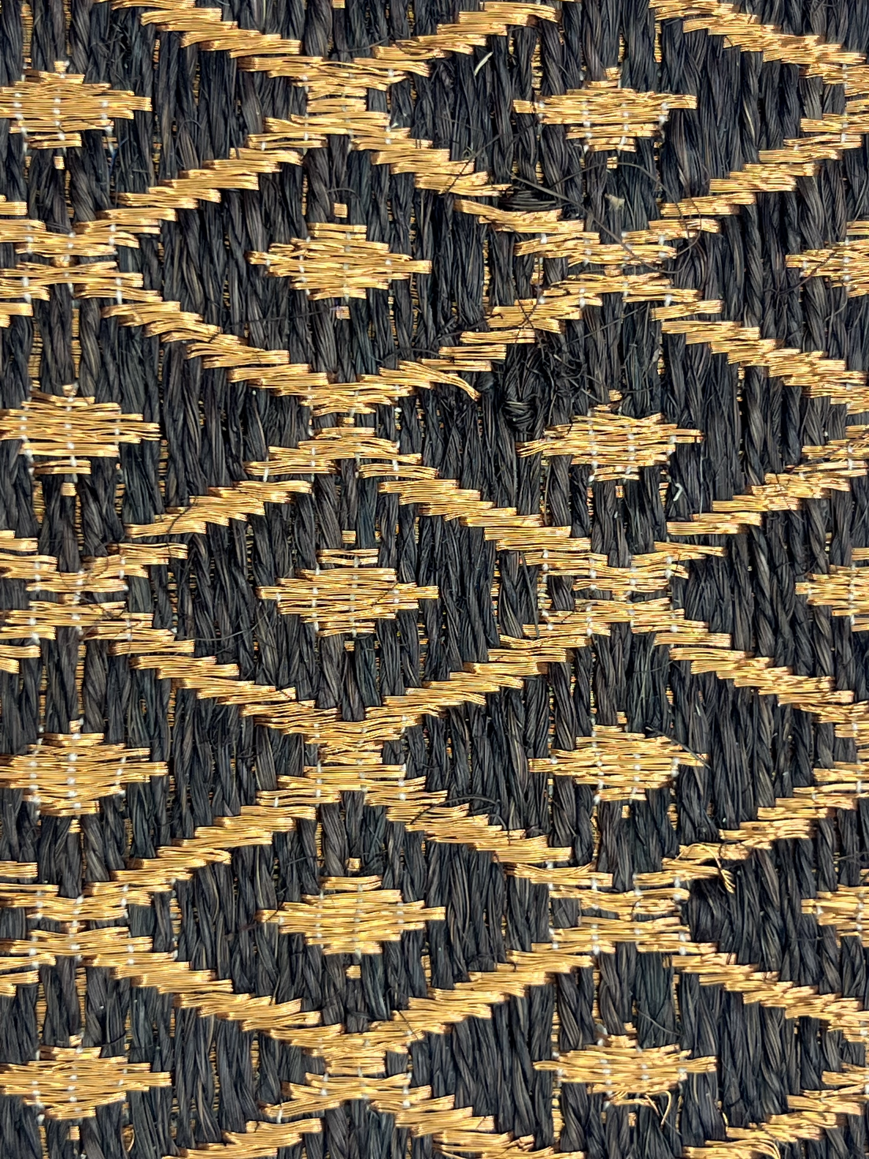 Charcoal and Tan Diamond-trellis Weave Area Rug